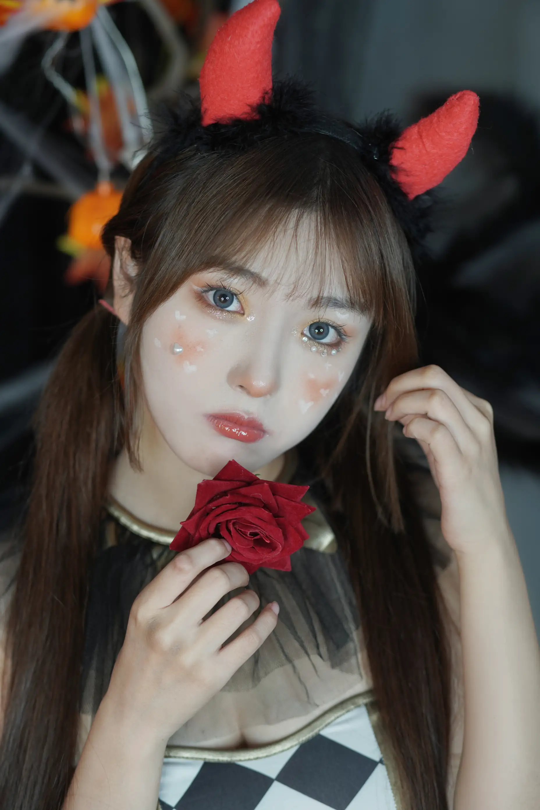 [YITUYU] 2022.11.13 Vol.2427 – Pumpkin Night Fried Chicken and Ice Coke -Fried chicken and ice coke-#[22P]-1