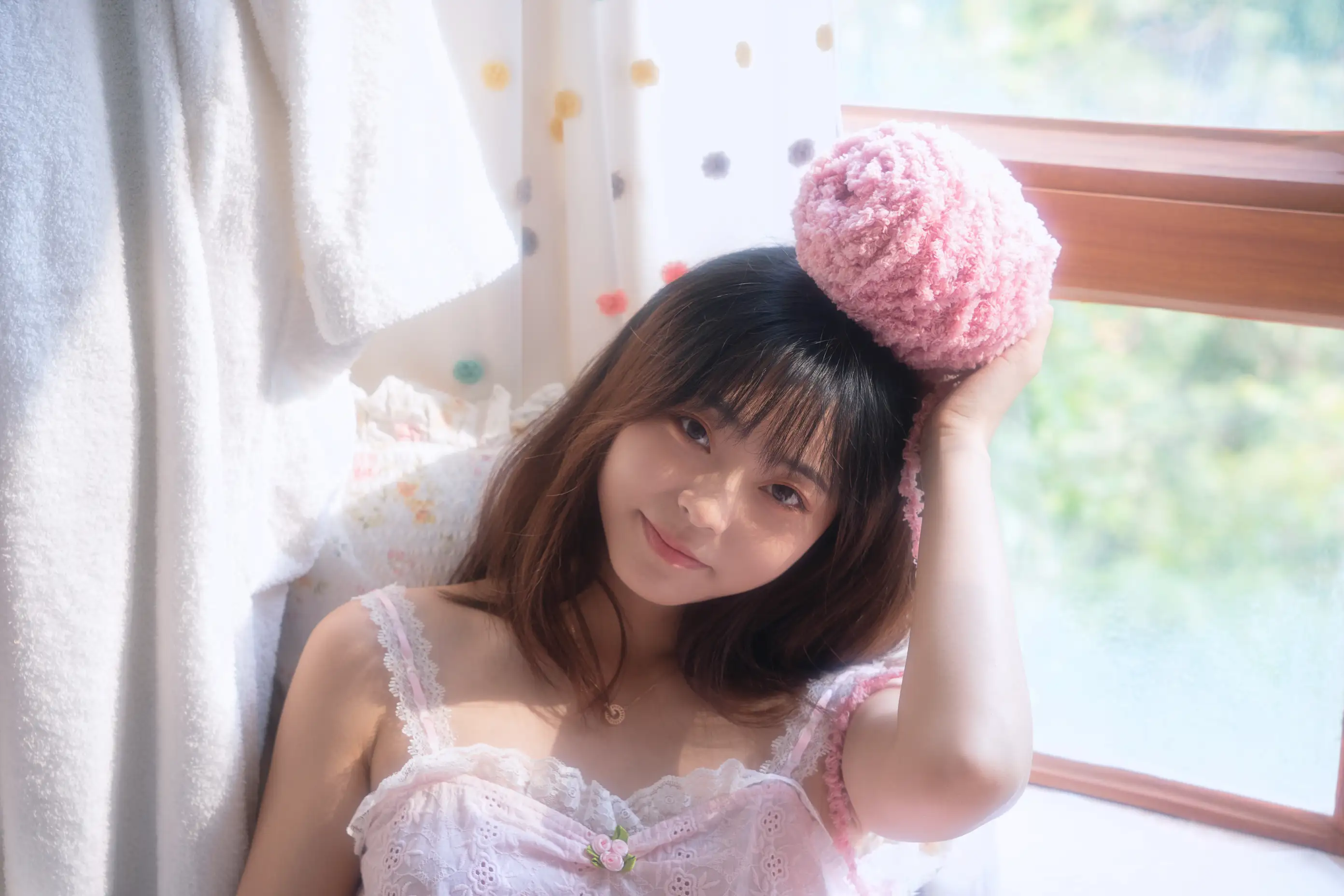 [YITUYU] 2022.11.14 Vol.2435 – The Flower of the End of the Season Sylvia595#[22P]-2