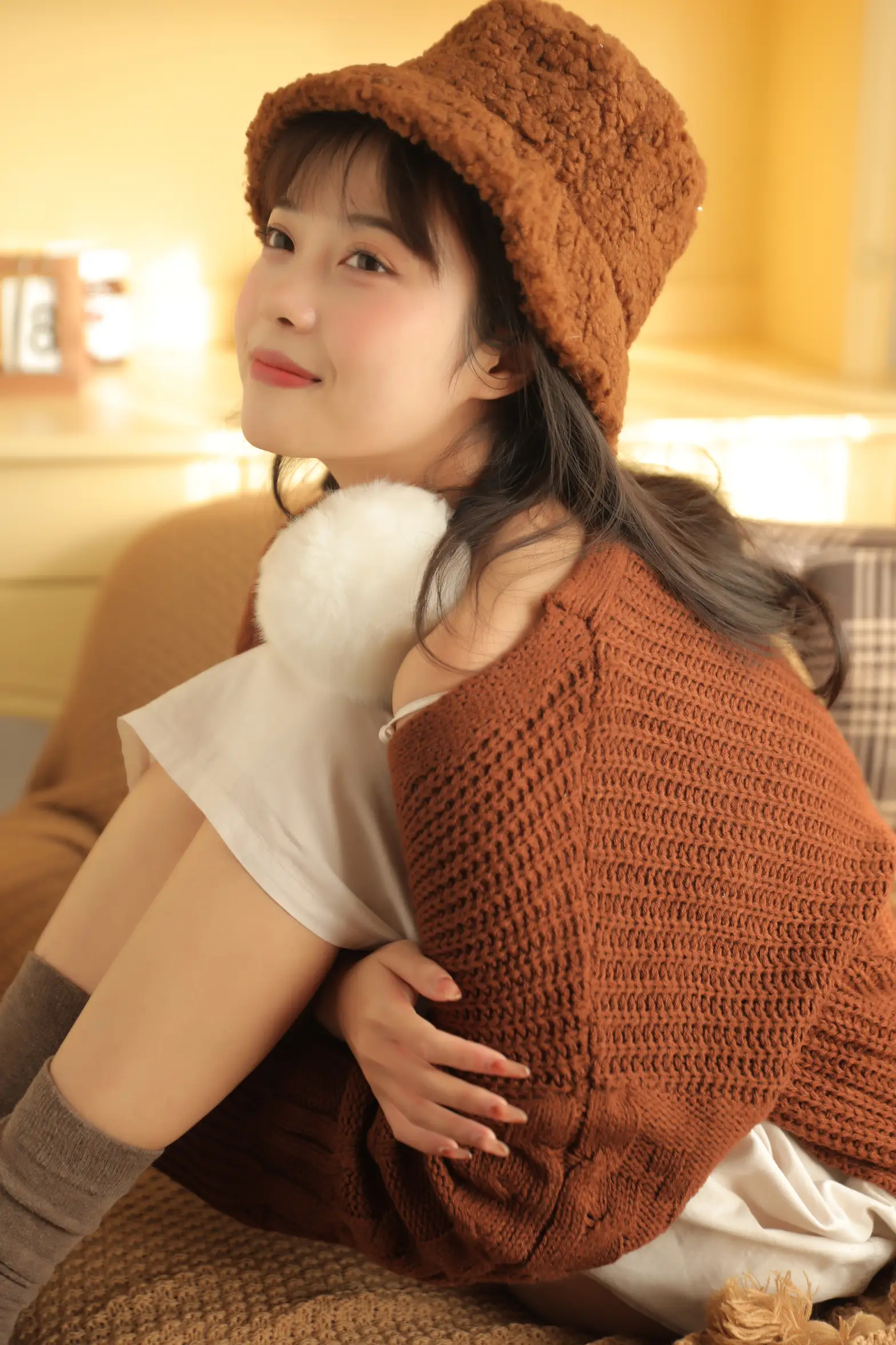 [YITUYU] 2022.11.24 Vol.2520 Hazelnut Latte#[32P]-1